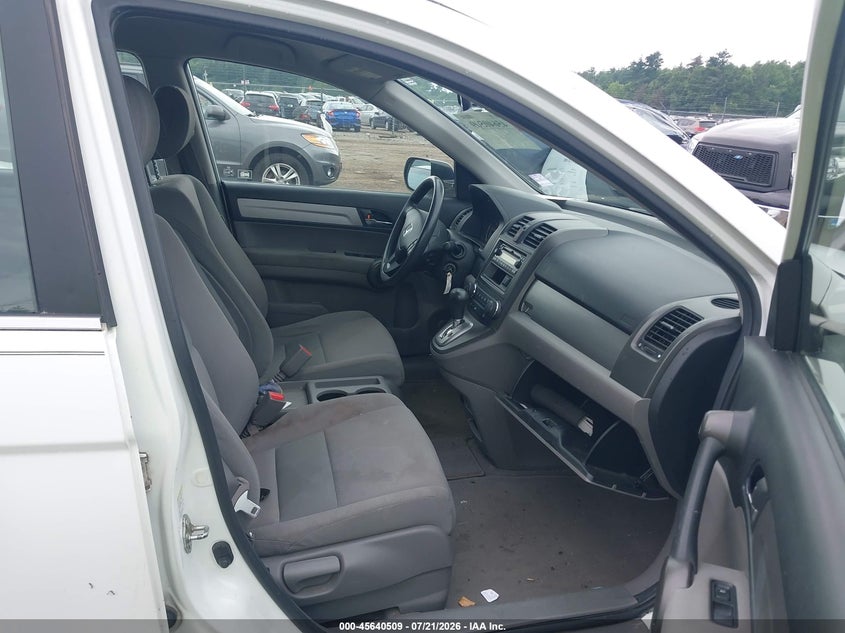 2011 Honda Cr-v VIN JHLRE4H32BC030703 IAAI salvage auction — UNKNOWN, Clear (Massachusetts), sold $2,100 on 2026-07-31 (photo 5)