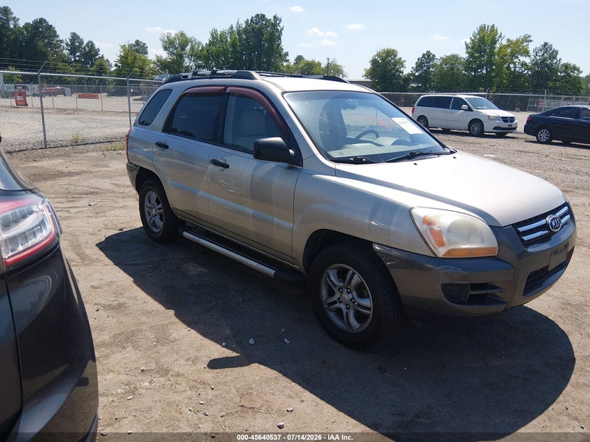 2007 Kia Sportage VIN KNDJF723177419348 IAAI salvage auction — NORMAL WEAR, Clear (Virginia), sold $375 on 2026-07-31 (photo 1)