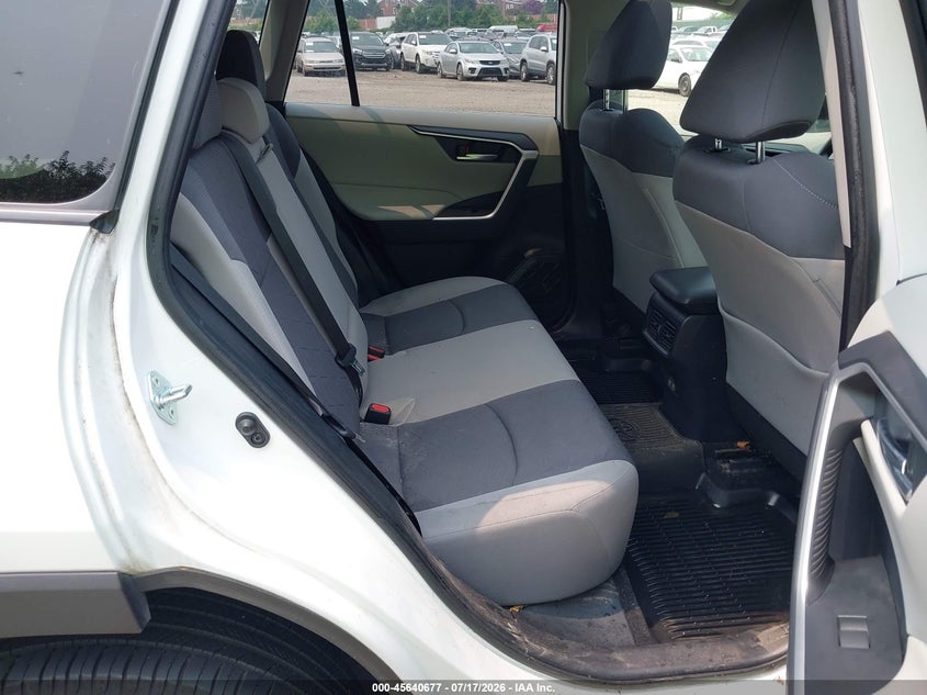 2019 Toyota Rav 4 VIN JTMP1RFV1KD501154 IAAI salvage auction — WATER/FLOOD, Salvage (Pennsylvania), sold $7,600 on 2026-07-31 (photo 8)