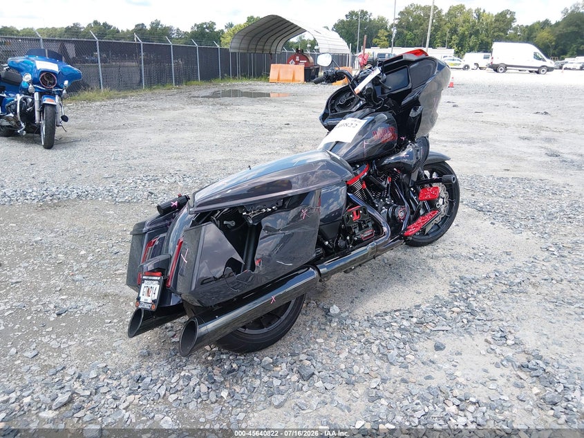 2026 Harley-davidson Road glide VIN 1HD1TL819TB955025 IAAI salvage auction — REAR END, Salvage (Idaho), sold $22,600 on 2026-08-11 (photo 4)