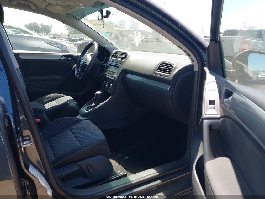 2014 Volkswagen Golf VIN WVWDB7AJ8EW011988 IAAI salvage auction — NORMAL WEAR, Clear - Dealer Only (California), sold $700 on 2026-07-29 (photo 5)