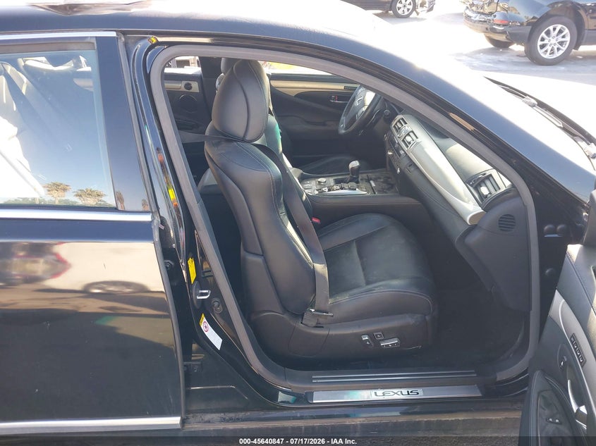 2014 Lexus Ls 460 VIN JTHBL5EF9E5128739 IAAI salvage auction — NORMAL WEAR, Clear - Dealer Only (California), sold $25 on 2026-07-27 (photo 5)