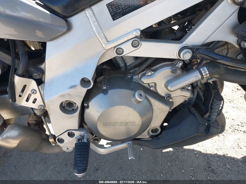 2002 Suzuki Dl1000 VIN JS1VT53AX22101093 IAAI salvage auction — NORMAL WEAR, Clear - Dealer Only (California), sold $1,200 on 2026-07-22 (photo 8)