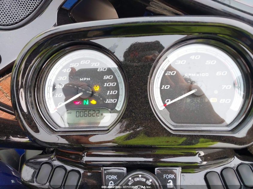 2024 Harley-davidson Road glide VIN 1HD1KZF14RB640229 IAAI salvage auction — RIGHT SIDE, Wait Title, sold $12,550 on 2026-08-25 (photo 7)