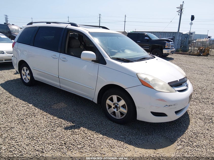 2008 Toyota Sienna VIN 5TDZK22C38S195069 IAAI salvage auction — NORMAL WEAR, Peddle Clear Public-Restricted (Oregon), sold $525 on 2026-07-29 (photo 1)