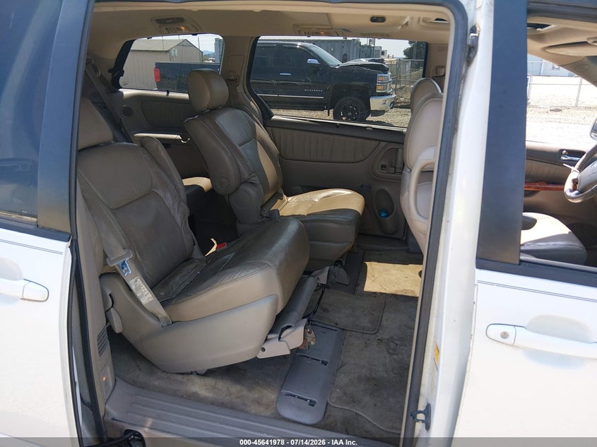2008 Toyota Sienna VIN 5TDZK22C38S195069 IAAI salvage auction — NORMAL WEAR, Peddle Clear Public-Restricted (Oregon), sold $525 on 2026-07-29 (photo 8)