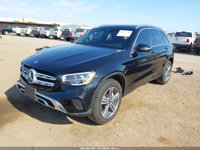 2020 Mercedes-benz Glc VIN W1N0G8DB3LF858708 IAAI salvage auction — RIGHT FRONT, Salvage (California), sold $9,100 on 2026-07-29 (photo 2)