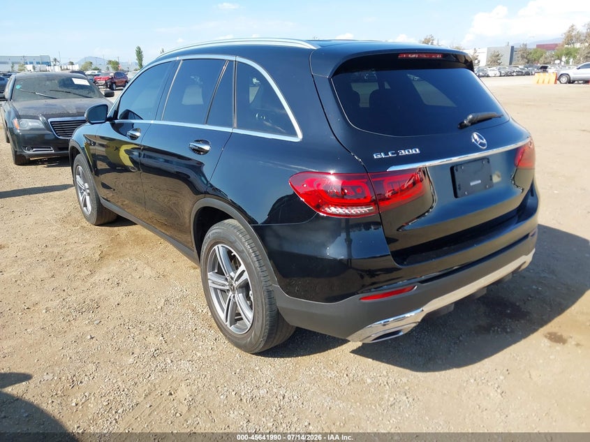 2020 Mercedes-benz Glc VIN W1N0G8DB3LF858708 IAAI salvage auction — RIGHT FRONT, Salvage (California), sold $9,100 on 2026-07-29 (photo 3)
