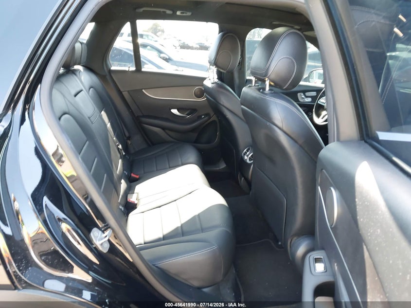 2020 Mercedes-benz Glc VIN W1N0G8DB3LF858708 IAAI salvage auction — RIGHT FRONT, Salvage (California), sold $9,100 on 2026-07-27 (photo 8)