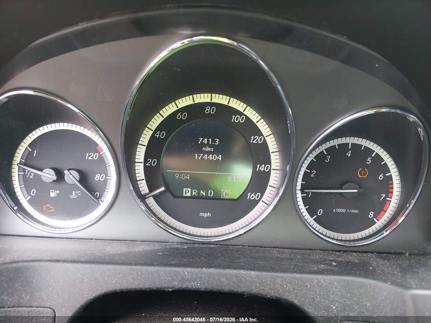 2010 Mercedes-benz C class VIN WDDGF8BB7AR100335 IAAI salvage auction — FRONT END, Salvage (Kansas), sold $625 on 2026-08-16 (photo 7)