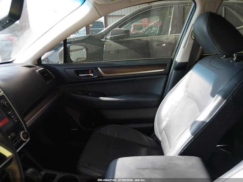 2019 Subaru LEGACY VIN 4S3BNAN68K3007129 IAAI salvage auction — SIDE, Salvage Title, sold $2,600 on 2026-09-06 (photo 5)