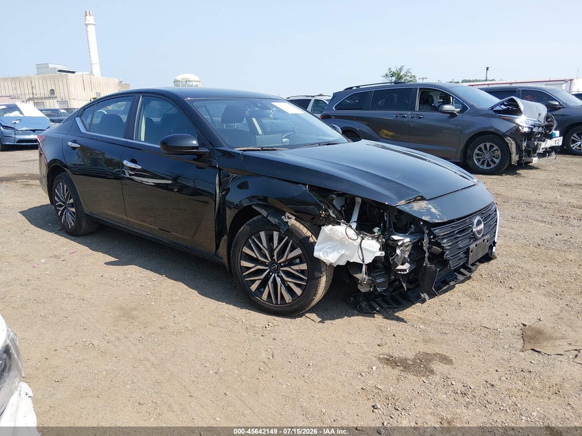 2024 Nissan Altima VIN 1N4BL4DW2RN325194 — IAAI salvage auction photo