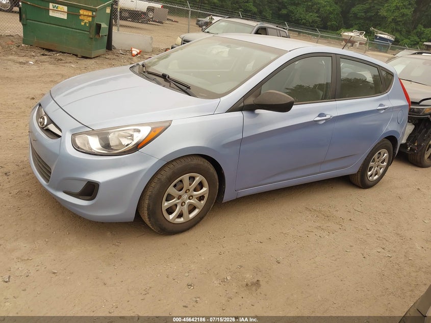2013 Hyundai Accent VIN KMHCT5AE4DU064869 IAAI salvage auction — NORMAL WEAR, Clear (Massachusetts), sold $50 on 2026-07-21 (photo 2)