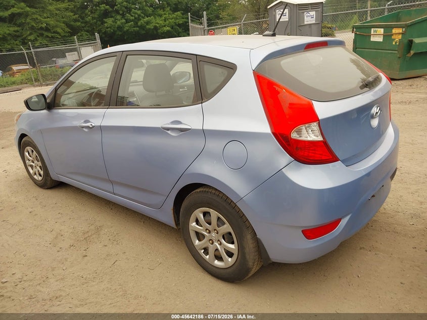2013 Hyundai Accent VIN KMHCT5AE4DU064869 IAAI salvage auction — NORMAL WEAR, Clear (Massachusetts), sold $50 on 2026-07-21 (photo 3)