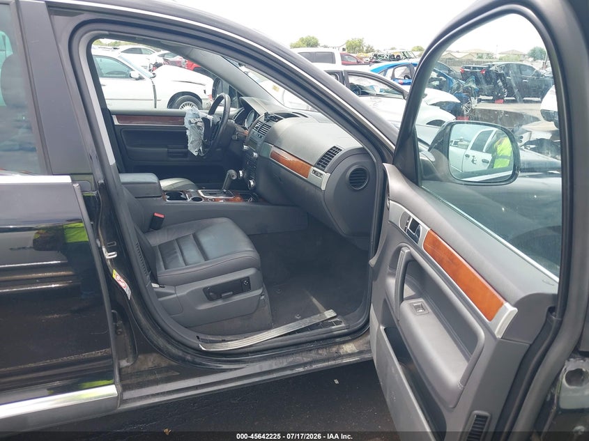 2008 Volkswagen Touareg VIN WVGBE77L38D062009 IAAI salvage auction — FRONT END, Salvage (Arizona), sold $200 on 2026-08-18 (photo 5)