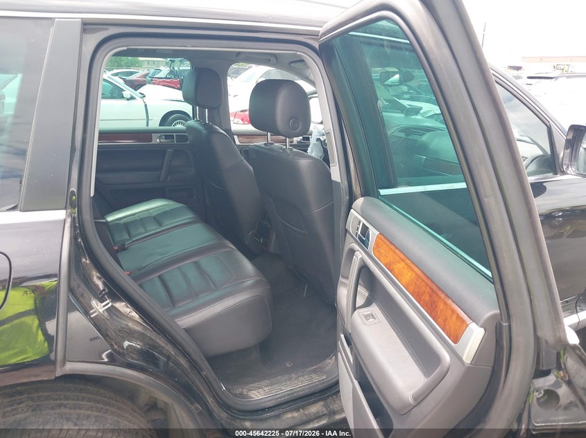 2008 Volkswagen Touareg VIN WVGBE77L38D062009 IAAI salvage auction — FRONT END, Salvage (Arizona), sold $200 on 2026-08-18 (photo 8)