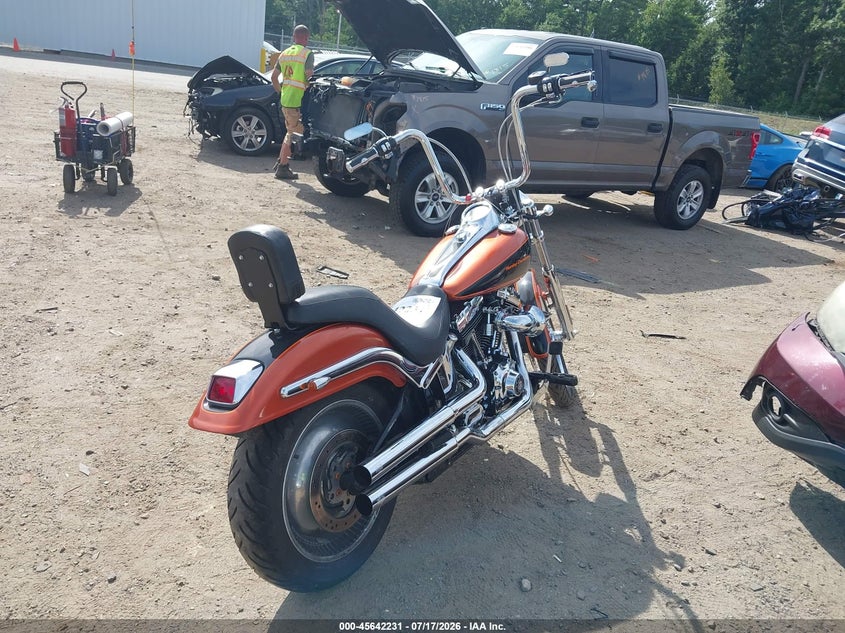 2006 Harley-davidson Fxstdi VIN 1HD1JBB186Y067229 IAAI salvage auction — LEFT FRONT, Salvage (Massachusetts), sold $1,500 on 2026-09-11 (photo 4)