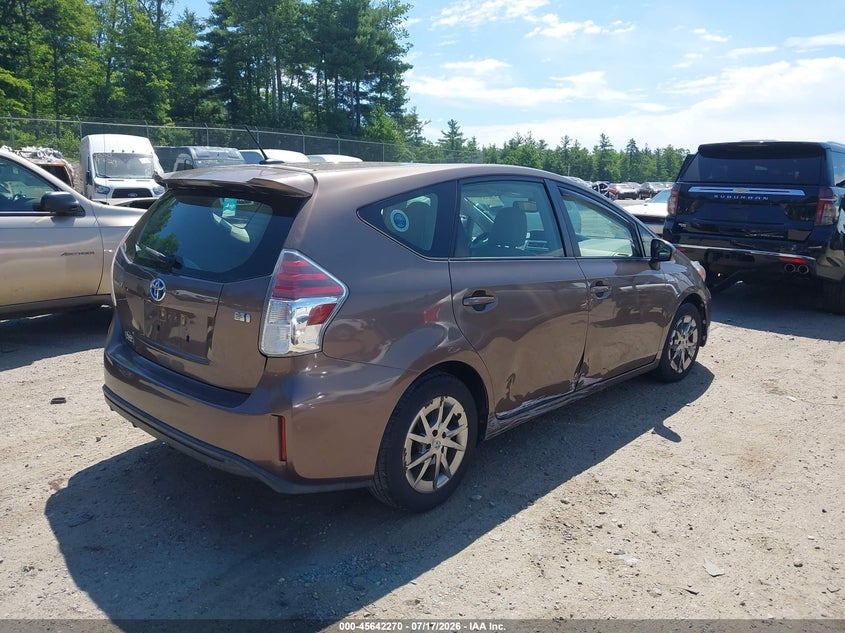 2016 Toyota Prius v VIN JTDZN3EU7GJ044569 IAAI salvage auction — NORMAL WEAR, Clear (Massachusetts), sold $9,400 on 2026-07-24 (photo 4)