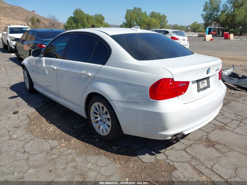 2009 BMW 3er VIN WBAPH53599A438600 IAAI salvage auction — FRONT END, Salvage (California), sold $550 on 2026-07-26 (photo 3)