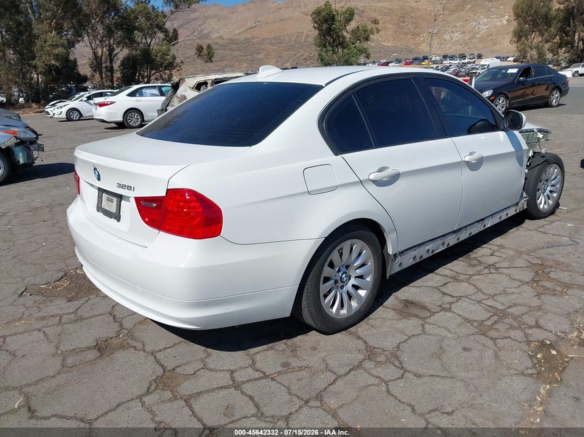 2009 BMW 3er VIN WBAPH53599A438600 IAAI salvage auction — FRONT END, Salvage (California), sold $550 on 2026-07-26 (photo 4)