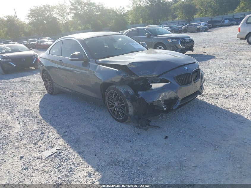 2020 BMW 2er VIN WBA2J3C06L7D95526 IAAI salvage auction — RIGHT FRONT, Salvage Title, sold $5,050 on 2026-08-13 (photo 1)