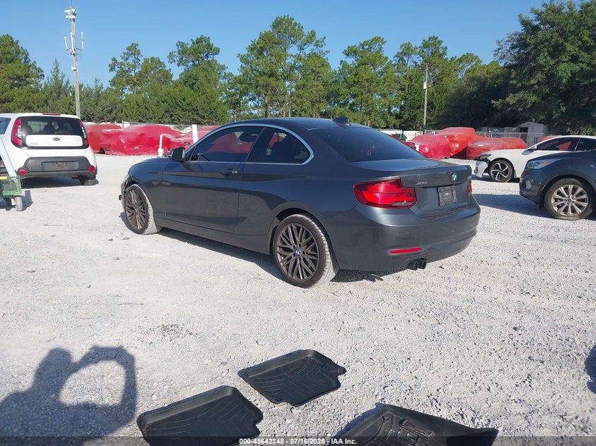 2020 BMW 2er VIN WBA2J3C06L7D95526 IAAI salvage auction — RIGHT FRONT, Salvage Title, sold $5,050 on 2026-08-13 (photo 3)