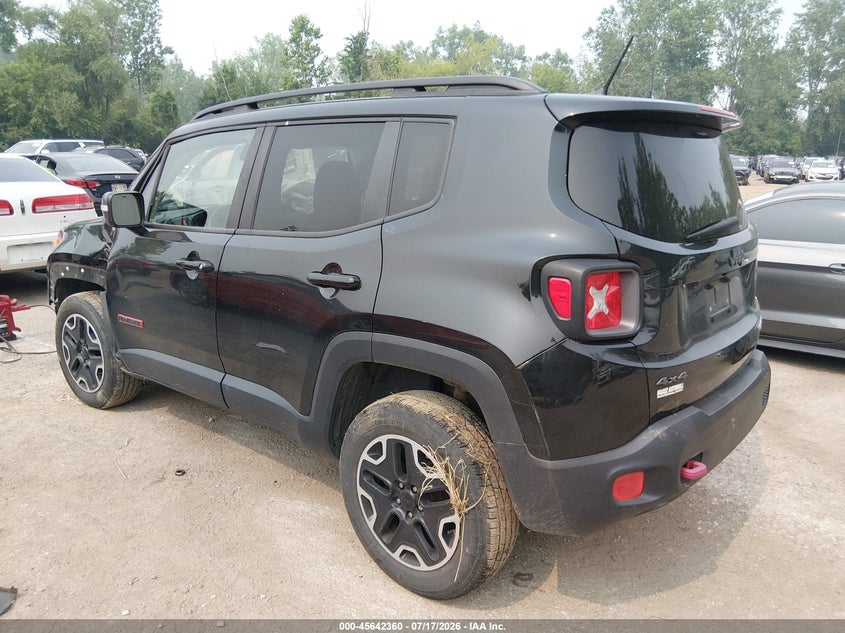 2017 Jeep Renegade VIN ZACCJBCB4HPF40766 IAAI salvage auction — FRONT END, Salvage Title, sold $375 on 2026-08-11 (photo 3)