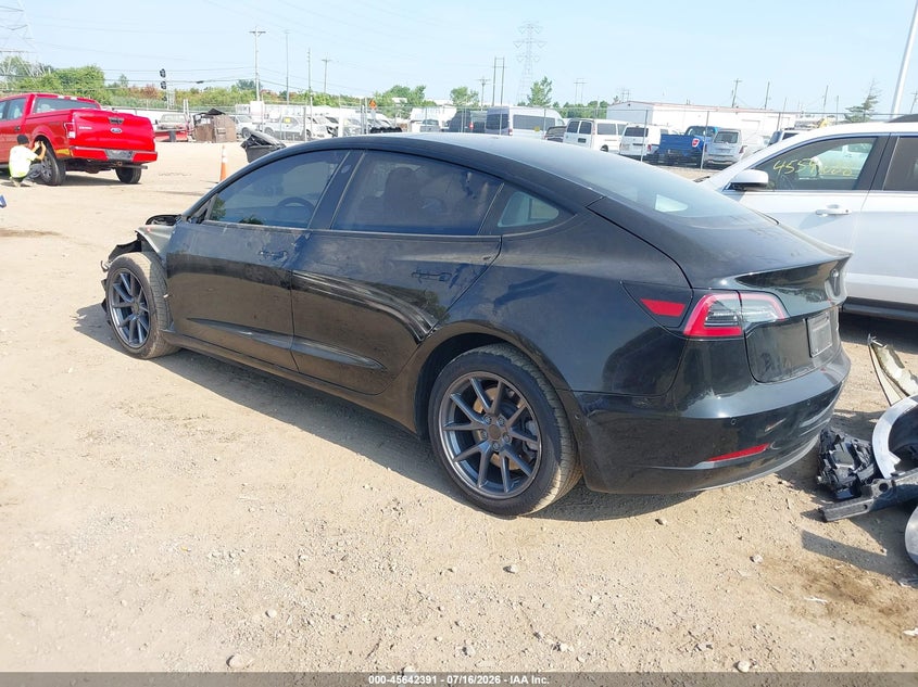 2022 Tesla Model 3 VIN 5YJ3E1EB3NF174376 IAAI salvage auction — SIDE, Salvage (Ohio), sold $7,600 on 2026-08-02 (photo 3)