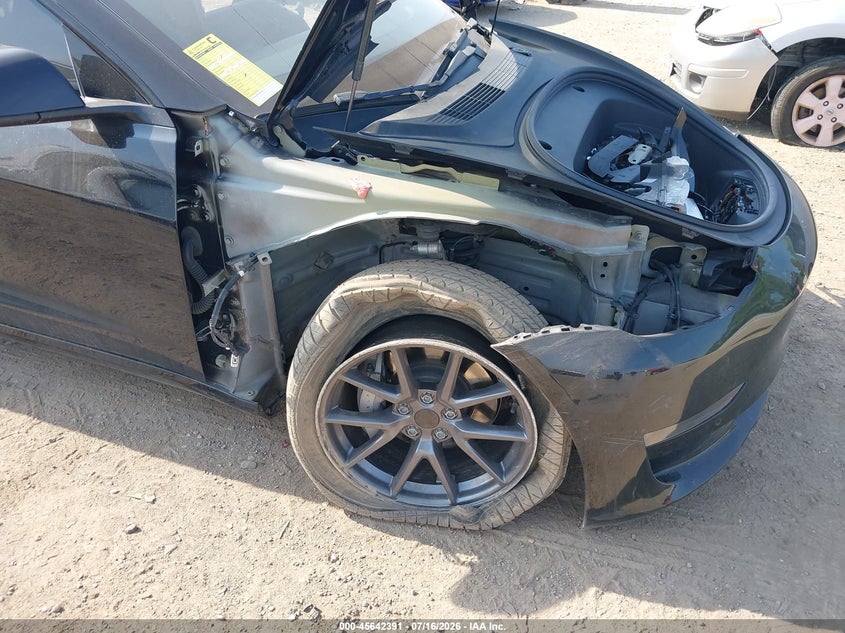 2022 Tesla Model 3 VIN 5YJ3E1EB3NF174376 IAAI salvage auction — SIDE, Salvage (Ohio), sold $7,600 on 2026-08-02 (photo 6)