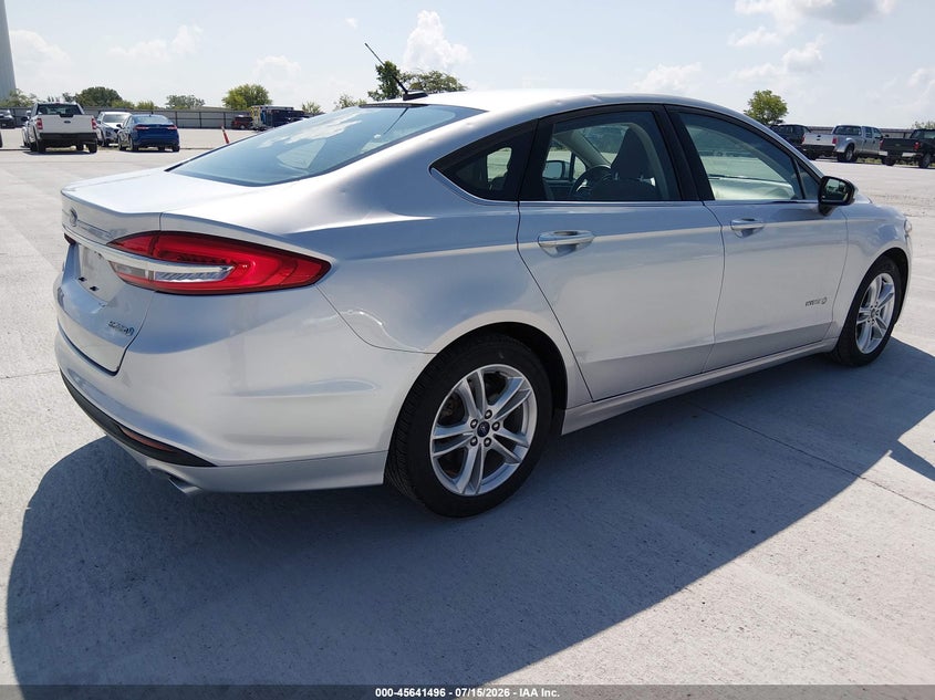 2018 Ford Fusion VIN 3FA6P0UU1JR273751 IAAI salvage auction — HAIL, Sf97 (Iowa), sold $7,025 on 2026-09-03 (photo 4)