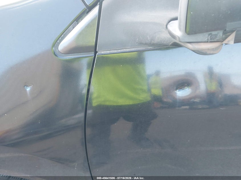 2011 Nissan Rogue sport VIN JN8AS5MT1BW154947 IAAI salvage auction — NORMAL WEAR, Clear (Hawaii), sold $100 on 2026-07-28 (photo 6)
