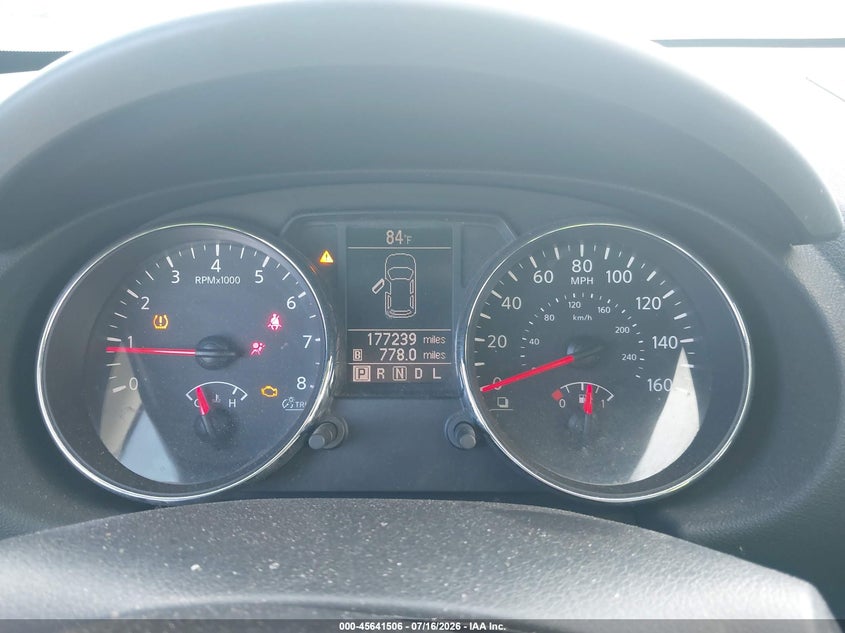 2011 Nissan Rogue sport VIN JN8AS5MT1BW154947 IAAI salvage auction — NORMAL WEAR, Clear (Hawaii), sold $100 on 2026-07-28 (photo 7)