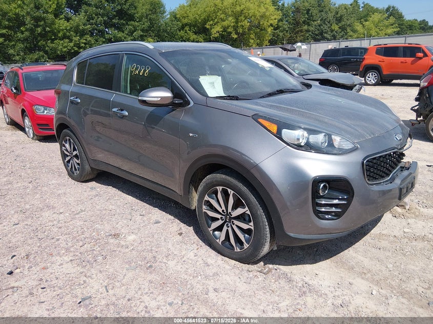 2018 Kia Sportage VIN KNDPNCAC2J7462742 IAAI salvage auction — LEFT FRONT, Clear (Wisconsin), sold $1,050 on 2026-07-29 (photo 1)