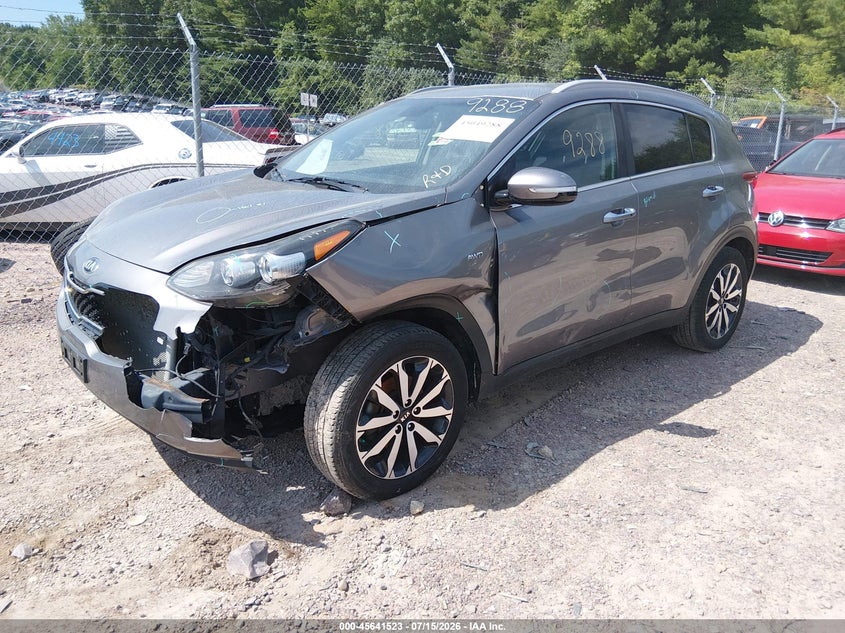2018 Kia Sportage VIN KNDPNCAC2J7462742 IAAI salvage auction — LEFT FRONT, Clear (Wisconsin), sold $1,050 on 2026-07-29 (photo 2)