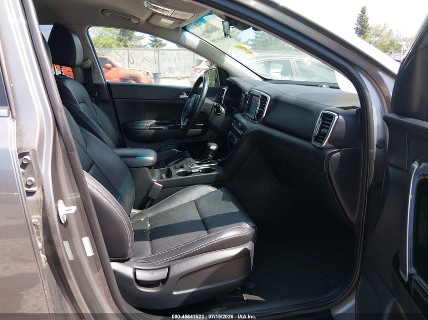 2018 Kia Sportage VIN KNDPNCAC2J7462742 IAAI salvage auction — LEFT FRONT, Clear (Wisconsin), sold $1,050 on 2026-07-29 (photo 5)