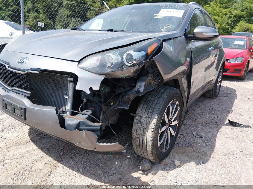 2018 Kia Sportage VIN KNDPNCAC2J7462742 IAAI salvage auction — LEFT FRONT, Clear (Wisconsin), sold $1,050 on 2026-07-29 (photo 6)