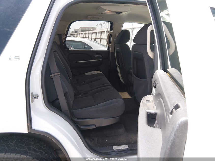 2007 Chevrolet Tahoe VIN 1GNFC13087R408861 IAAI salvage auction — REAR END, Non-Repairable (Texas), sold $500 on 2026-07-24 (photo 8)