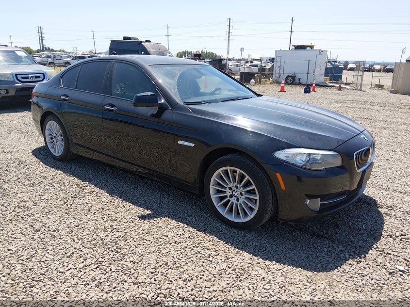 2011 BMW 5 series VIN WBAFR1C59BC750606 IAAI salvage auction — NORMAL WEAR, Peddle Clear Public-Restricted (Oregon), sold $725 on 2026-07-27 (photo 1)