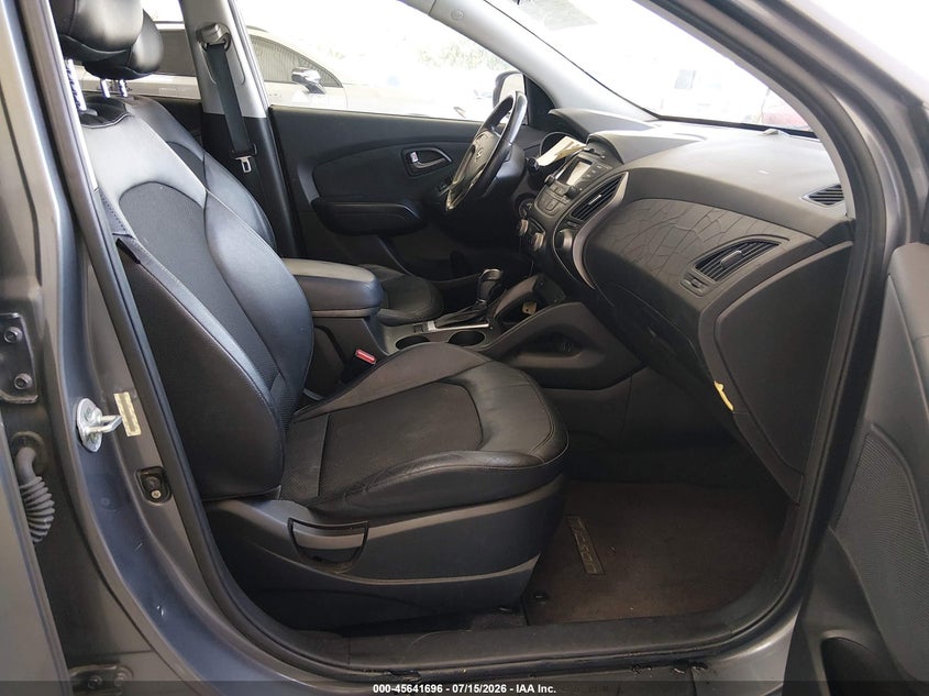 2014 Hyundai Tucson VIN KM8JU3AGXEU927900 IAAI salvage auction — NORMAL WEAR, Clear (Florida), sold $1,750 on 2026-07-22 (photo 5)