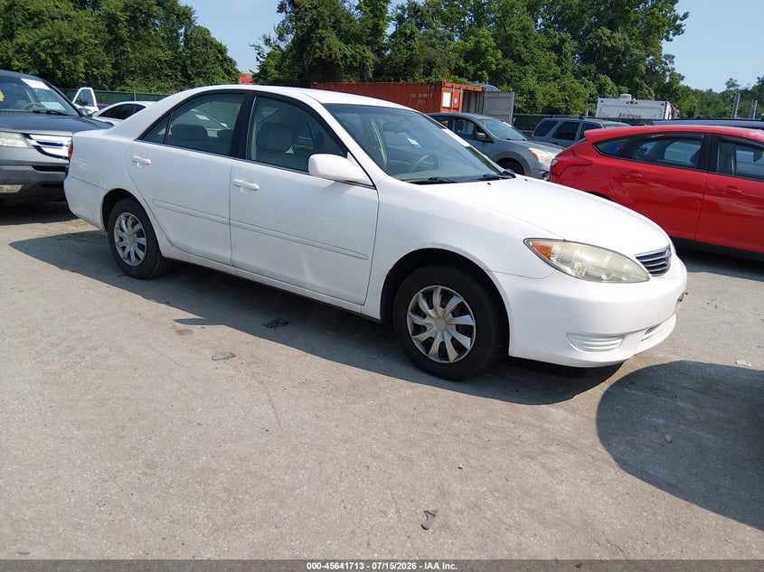 2006 Toyota Camry VIN JTDBE30KX63045936 IAAI salvage auction — NORMAL WEAR, Clear (Maryland), sold $525 on 2026-07-23 (photo 1)