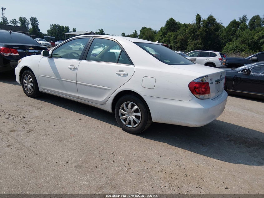 2006 Toyota Camry VIN JTDBE30KX63045936 IAAI salvage auction — NORMAL WEAR, Clear (Maryland), sold $525 on 2026-07-23 (photo 3)