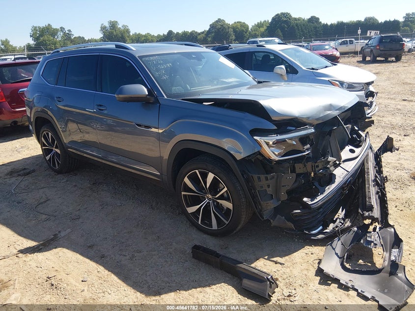 2024 Volkswagen Atlas VIN 1V2FR2CA6RC563189 — IAAI salvage auction photo