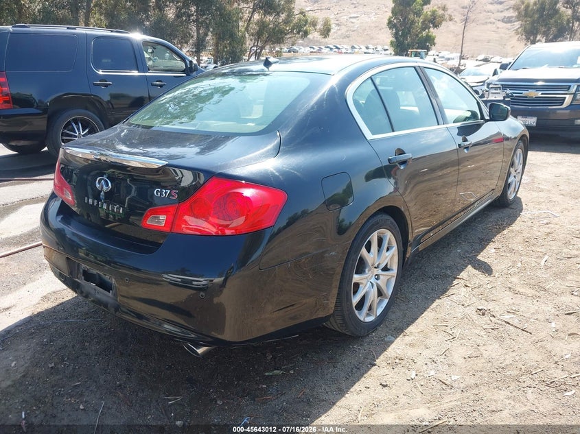 2012 Infiniti G VIN JN1CV6AP7CM629106 IAAI salvage auction — SIDE, Salvage (California), sold $1,350 on 2026-07-28 (photo 4)