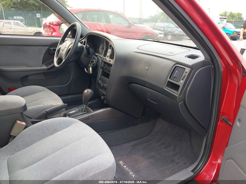 2005 Hyundai Elantra VIN KMHDN46D15U974778 IAAI salvage auction — LEFT FRONT, Salvage (Pennsylvania), sold $350 on 2026-07-31 (photo 5)