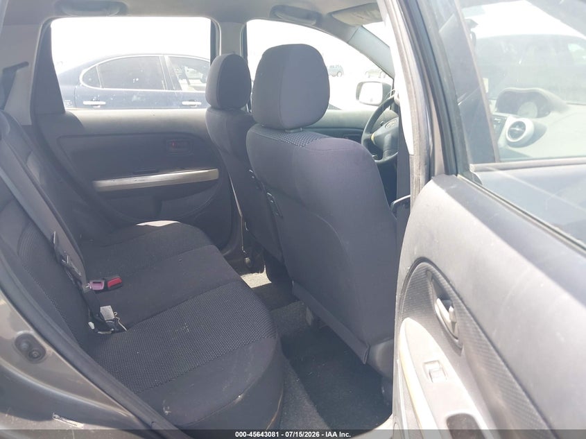 2005 Scion Xa VIN JTKKT624X50107088 IAAI salvage auction — RIGHT SIDE, Rebuildable (Florida), sold $275 on 2026-07-30 (photo 8)