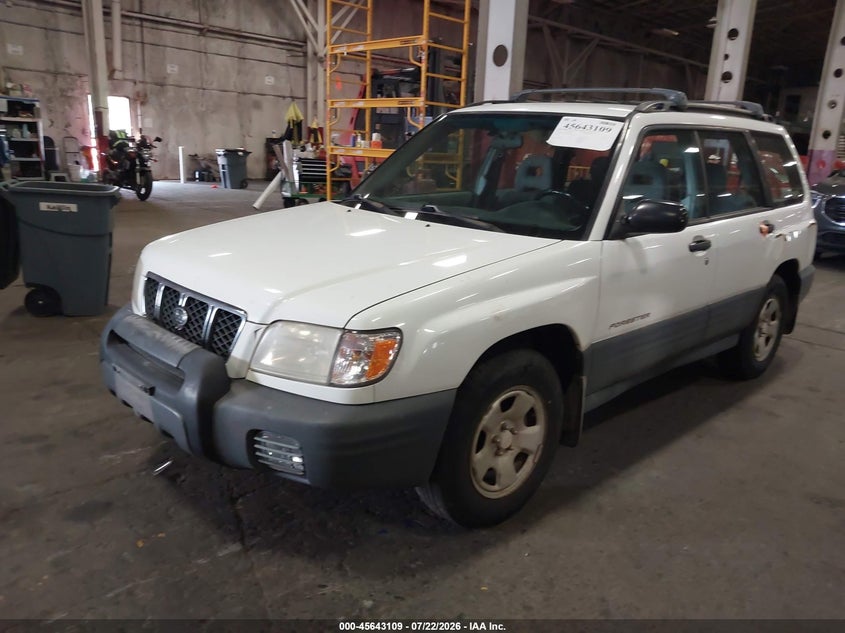 2002 Subaru Forester VIN JF1SF635X2H715508 IAAI salvage auction — LEFT SIDE, Clear-Dealer Only (Oregon), sold $25 on 2026-07-30 (photo 2)