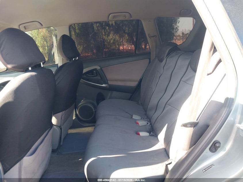 2007 Toyota Rav4 VIN JTMZD33V475067797 IAAI salvage auction — NORMAL WEAR, Clear - Dealer Only (California), sold $200 on 2026-07-28 (photo 8)