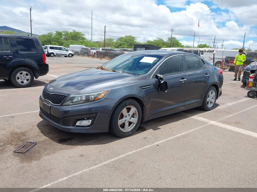 2015 Kia Optima VIN KNAGM4A71F5632049 IAAI salvage auction — NORMAL WEAR, Salvage Title, sold $300 on 2026-07-28 (photo 2)