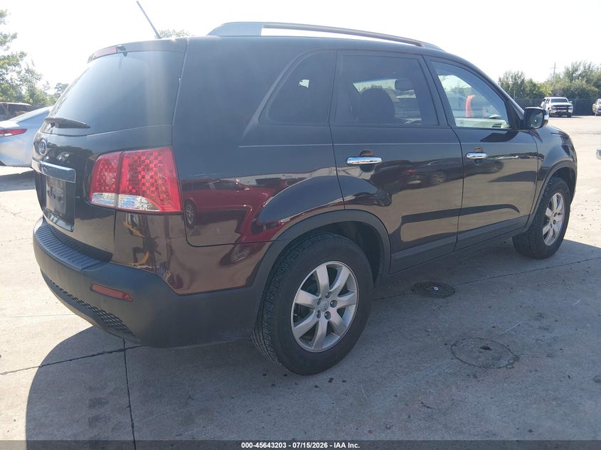 2012 Kia Sorento VIN 5XYKT3A67CG231335 IAAI salvage auction — NORMAL WEAR, Clear (Illinois), sold $50 on 2026-07-28 (photo 4)