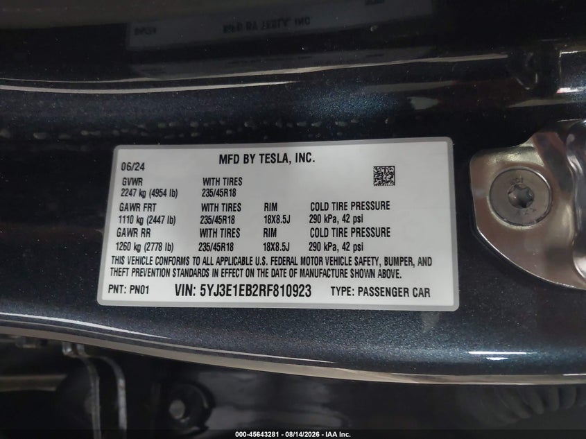 2024 Tesla Model 3 VIN 5YJ3E1EB2RF810923 IAAI salvage auction — REAR END, Clear (Minnesota), sold $21,050 on 2026-09-01 (photo 9)